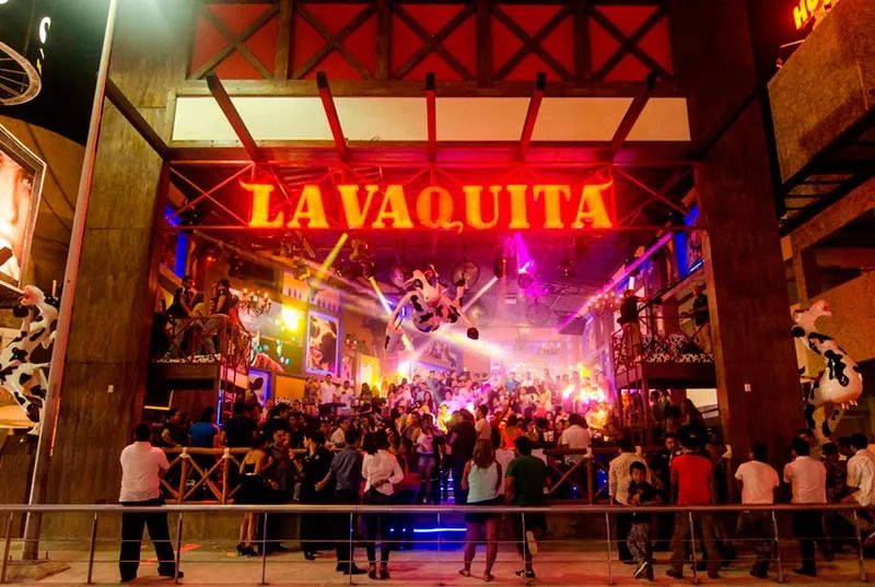 la fête à Playa del Carmen